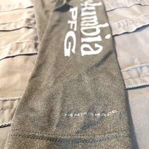 Columbia PFG / Omni-Shade / Sun Protect / Mens / SPF / Swim / Rash Guard / Grey